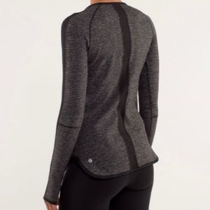 Lululemon Runder Under Long Sleeve Top size 6